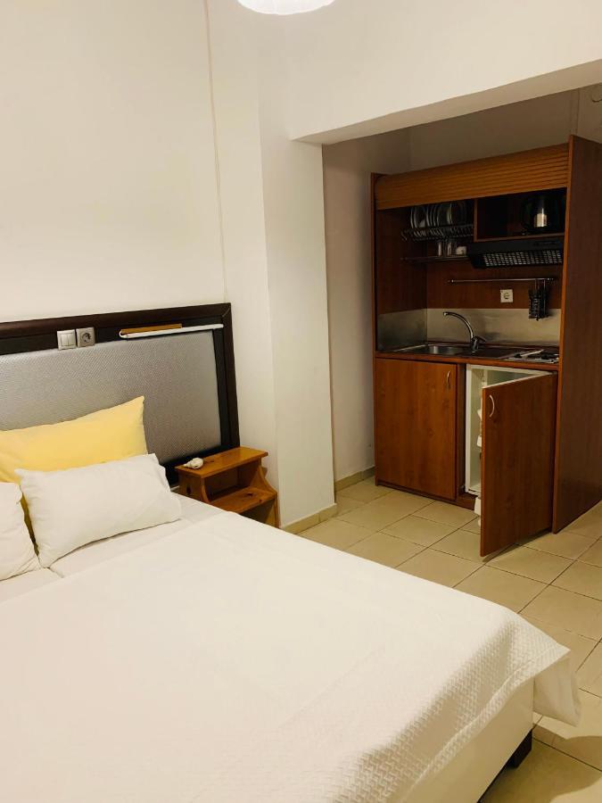 Platon Hotel Néi Póri Kültér fotó