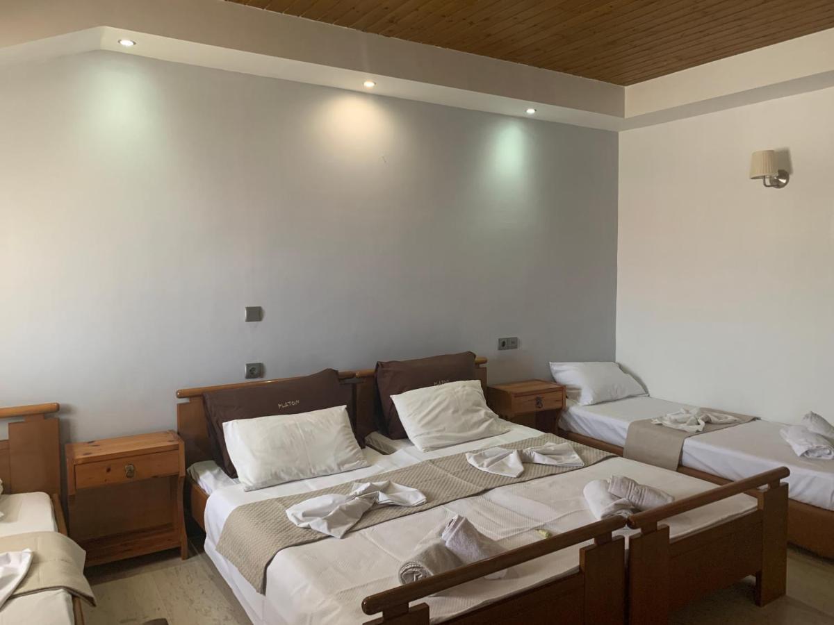 Platon Hotel Néi Póri Kültér fotó