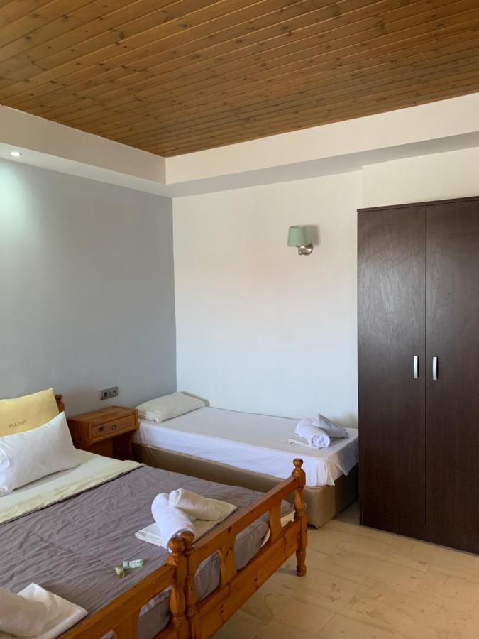 Platon Hotel Néi Póri Kültér fotó