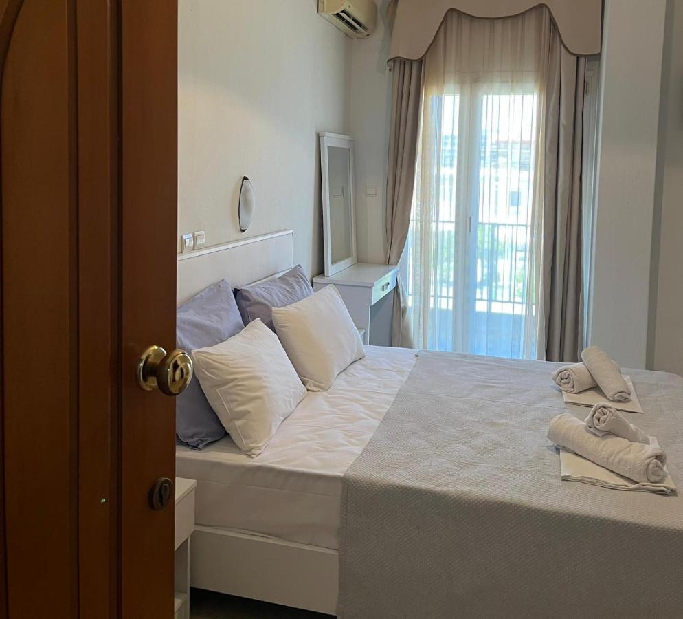 Platon Hotel Néi Póri Kültér fotó