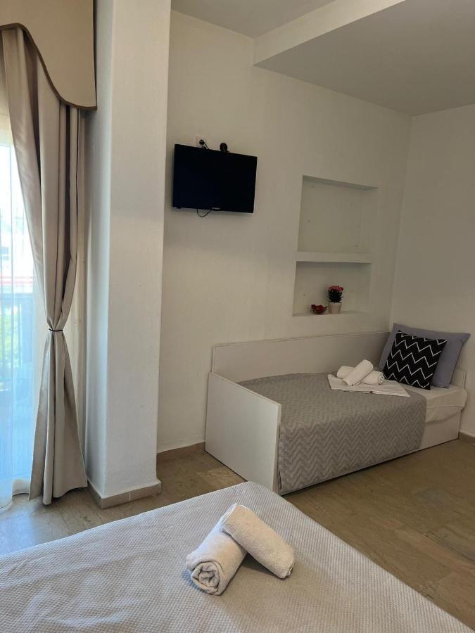 Platon Hotel Néi Póri Kültér fotó